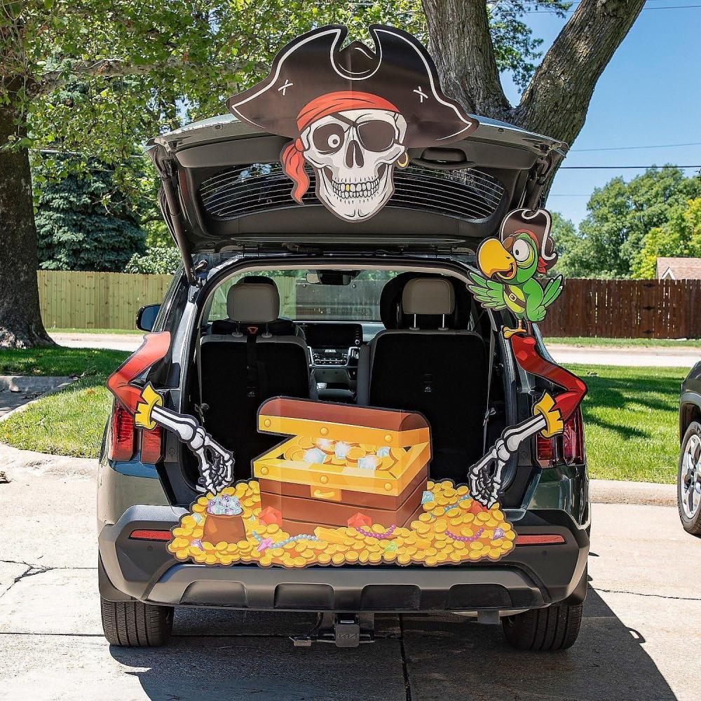 imageFun Express Full Update PARTY SUPPLIES Value Spooky Pirate TrunkorTreat Decorating Kit