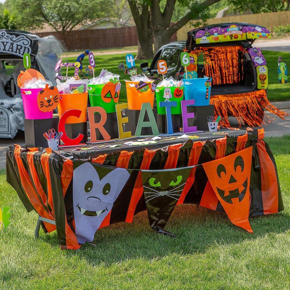 imageFun Express TrunkorTreat Craft Station  318 Pc