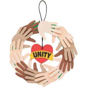 Fun Express Unity and Diversity Wreath Craft Kit – Makes 12 – Inclusive DIY Crafts for Kids, Daycare and School Activities