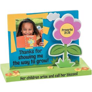 Fun Express Religious Mother’s Day Picture Frame Craft Kit – Makes 12 – DIY Crafts from Kids