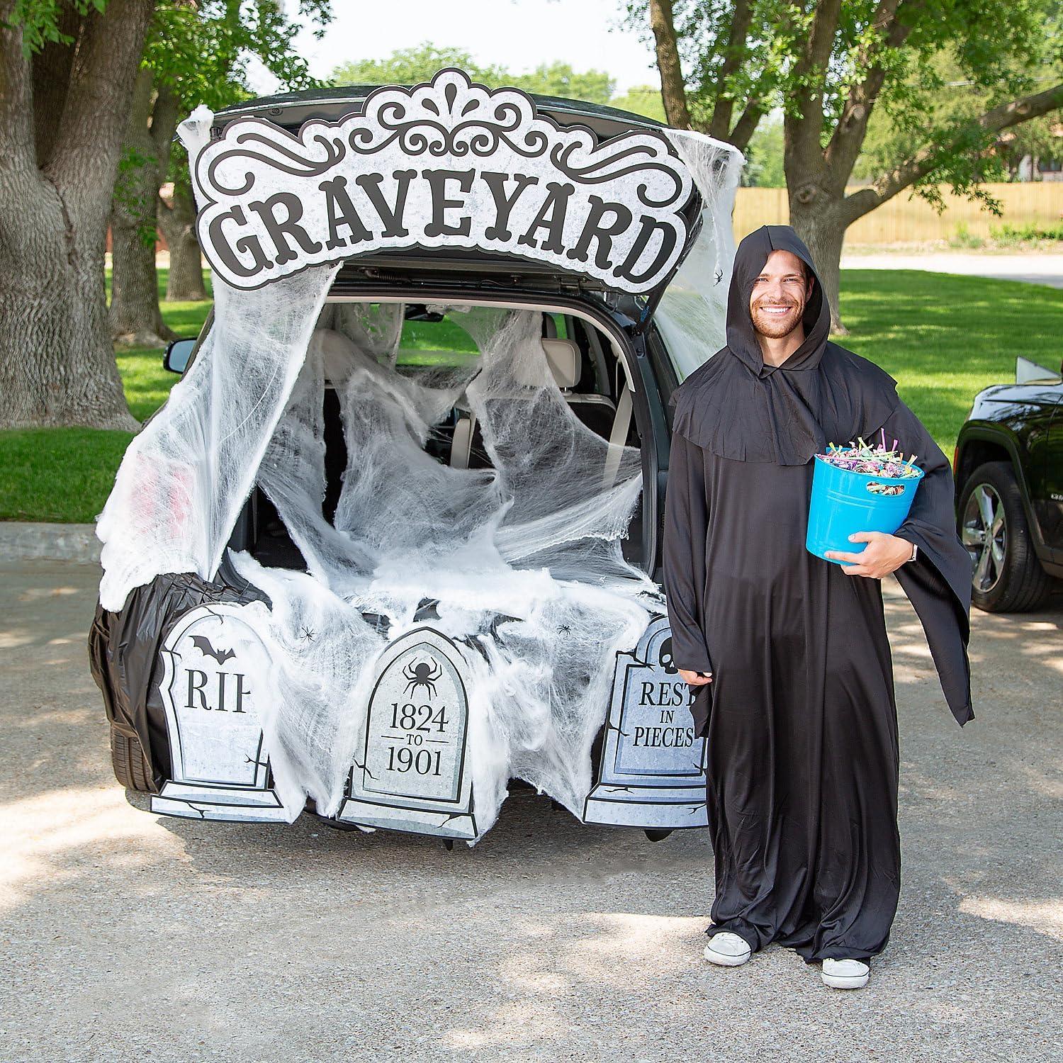 imageDeluxe Graveyard TrunkorTreat Decorating Kit 21 Pc