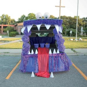 Monster Trunk Or Treat Decorating Kit for Halloween (32 piece set)