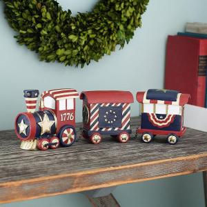Fun Express Patriotic Train Tabletop Decoration