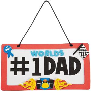 Fun Express 12 pieces #1 Dad License Plate Sign Craft Kit – DIY Father’s Day Craft Gifts for Kids