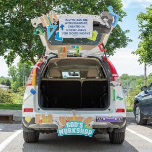 Fun Express Full Update PARTY SUPPLIES Value God’s Workshop Trunk-or-Treat Decorating Kit