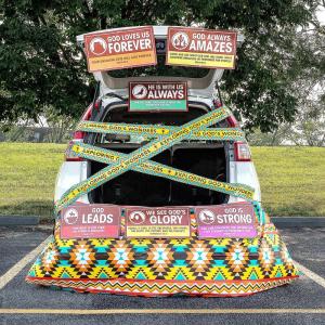 Religious Southwest Trunk-or-Treat Decorating Kit – 8 Pc