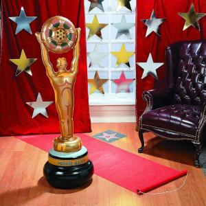 Fun Express Huge Vinyl Inflatable Movie Award Show Party Decoration – 4 Feet Tall Perfect for Hollywood Themed Events Red Carpet – Party Décor Movie Night Celebrations – 1 Piece – Gold