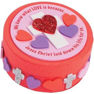 Fun Express Inspirational Valentine Prayer Box Craft Kit – Makes 12 – Great for School, Sunday School and Home Crafts for Valentine’s Day