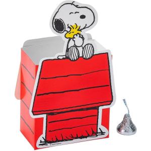 Fun Express Peanuts Snoopy Favor Boxes – 12 Pc.