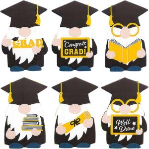 Graduation Gnome Sidewalk Signs – 6 Pieces
