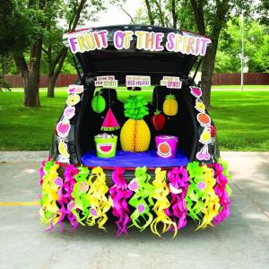 Fun Express Christian Religious Fruit of The Spirit Trunk-or-Treat Kit, 60 Piece Kit,