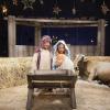 Fun Express Cardboard Manger Stand Up for Nativity Scene – Large Christmas Stable Backdrop for Church Pageant Props & Indoor Holiday Decorations | 25.25″ x 27″ x 20.25″ Religious Display