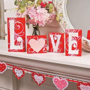 Wooden Love Letter Blocks for Valentine’s Day – Home Decor