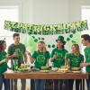 Fun Express St. Patrick’s Day Ready-to-Hang Metallic Fringe Garland – 7 Ft