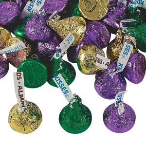 Fun Express – Hershey 1 lb Mardi Gras Assortment – Chocolate Kisses – Purple, Green, Gold – Branded Chocolate – Edibles – Approx. 81 Pieces