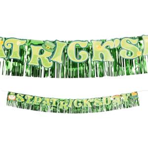 Fun Express St. Patrick’s Day Ready-to-Hang Metallic Fringe Garland – 7 Ft