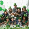 Fun Express Green Glitter Top Hats for St. Patrick’s Day – Apparel Accessories – Hats – Party Hats – St. Patrick’s Day – 12 Pieces