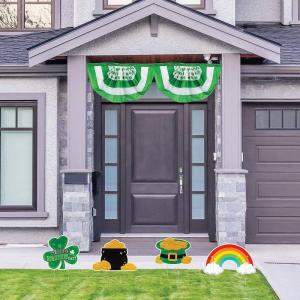 Fun Express St. Patrick’s Day Outdoor Decorations Kit – Party Decor – 6 Pieces
