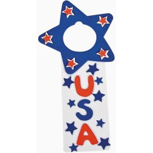 USA Door Hanger Craft Kit – Crafts for Kids and Fun Home Activities