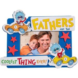 Fun Express Dr. Seuss Thing 1 & Thing 2 Father’s Day Picture Frame Magnet Craft Kit – Makes 12