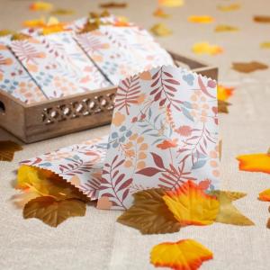 Fun Express Fall Leaves Wedding Decorations & Paper Treat Bags Kit – 550 Pc.