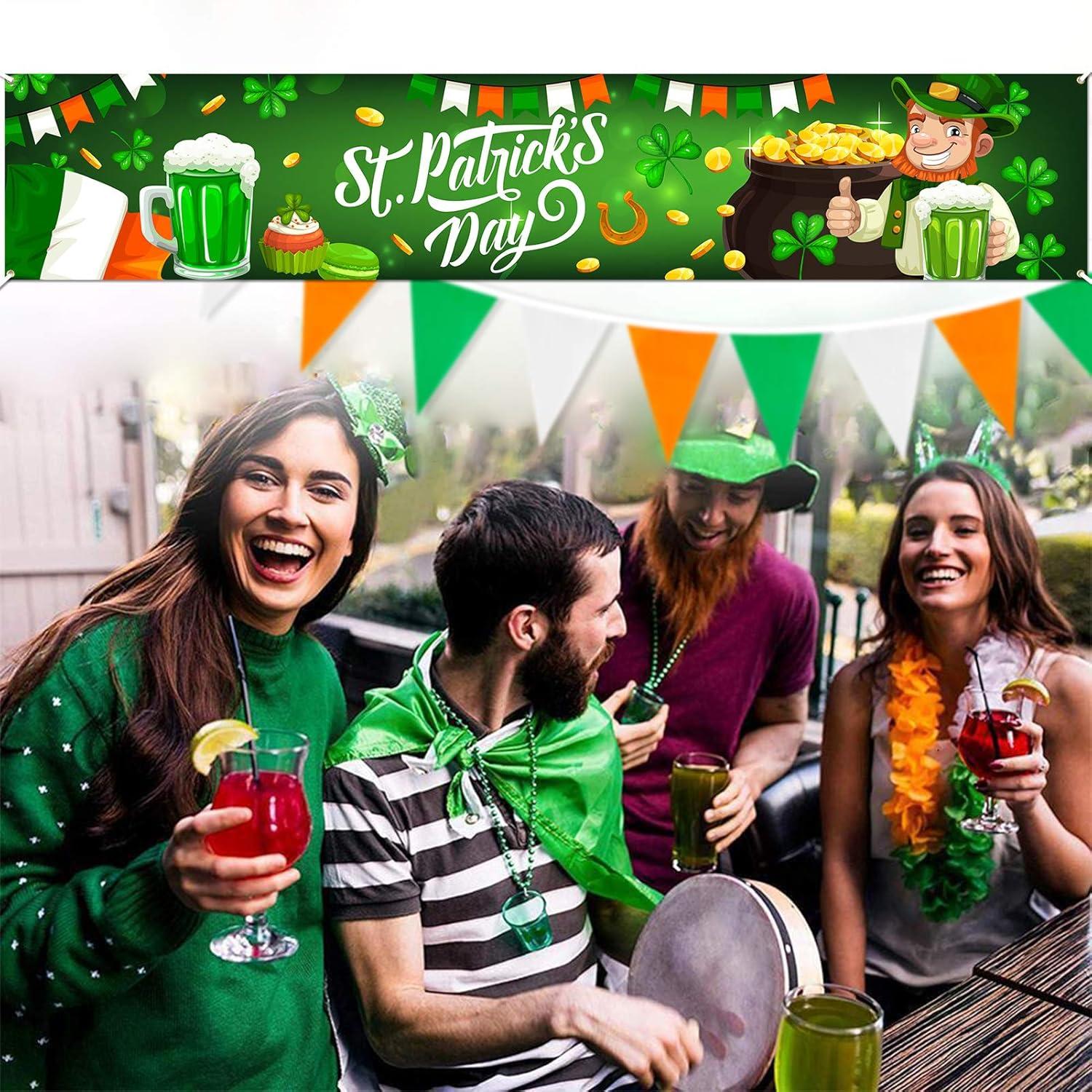 imageHOWAF Longue Saint Patrick Bannire pour SaintPatrick Dcoration Irlandaise Bannire Parade Drapeau pour Saint Patrick Table Mur Jardin Dcoration pour SaintPatrick Intrieur Extrieur 210 40cm